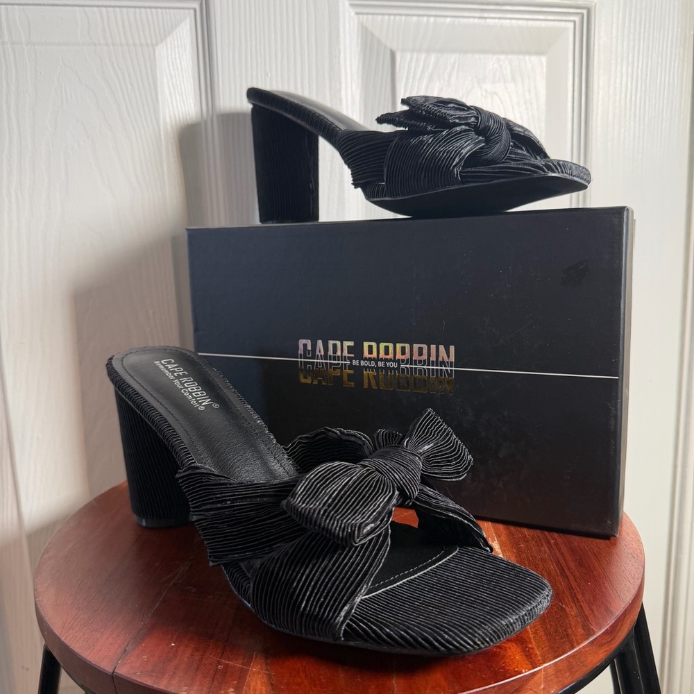Cape Robbin Black Bow Formal Pleated Heeled Mules